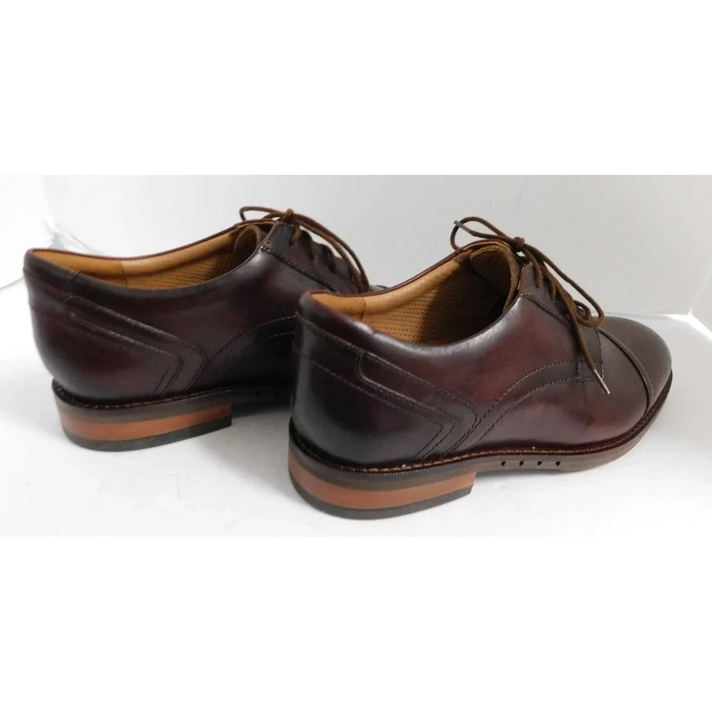 Clarks Un-Hugh Mahogany Leather Cap Toe Oxford Dress Shoe $140rt Men's 8 NEW